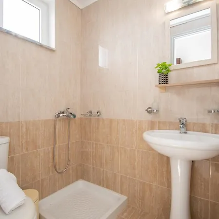 Apartament San - Mari By 